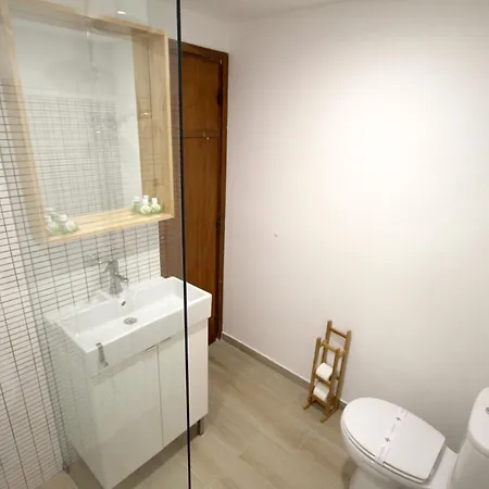 On The By Amcf * Alvor